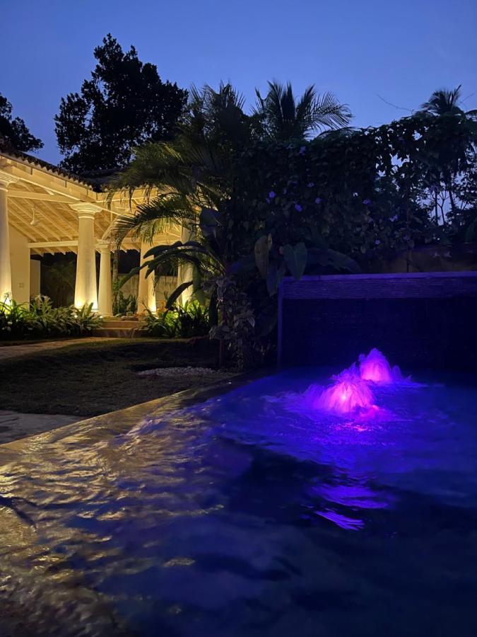 Claire Villa By Younger Villas & Resorts Ahangama Eksteriør bilde