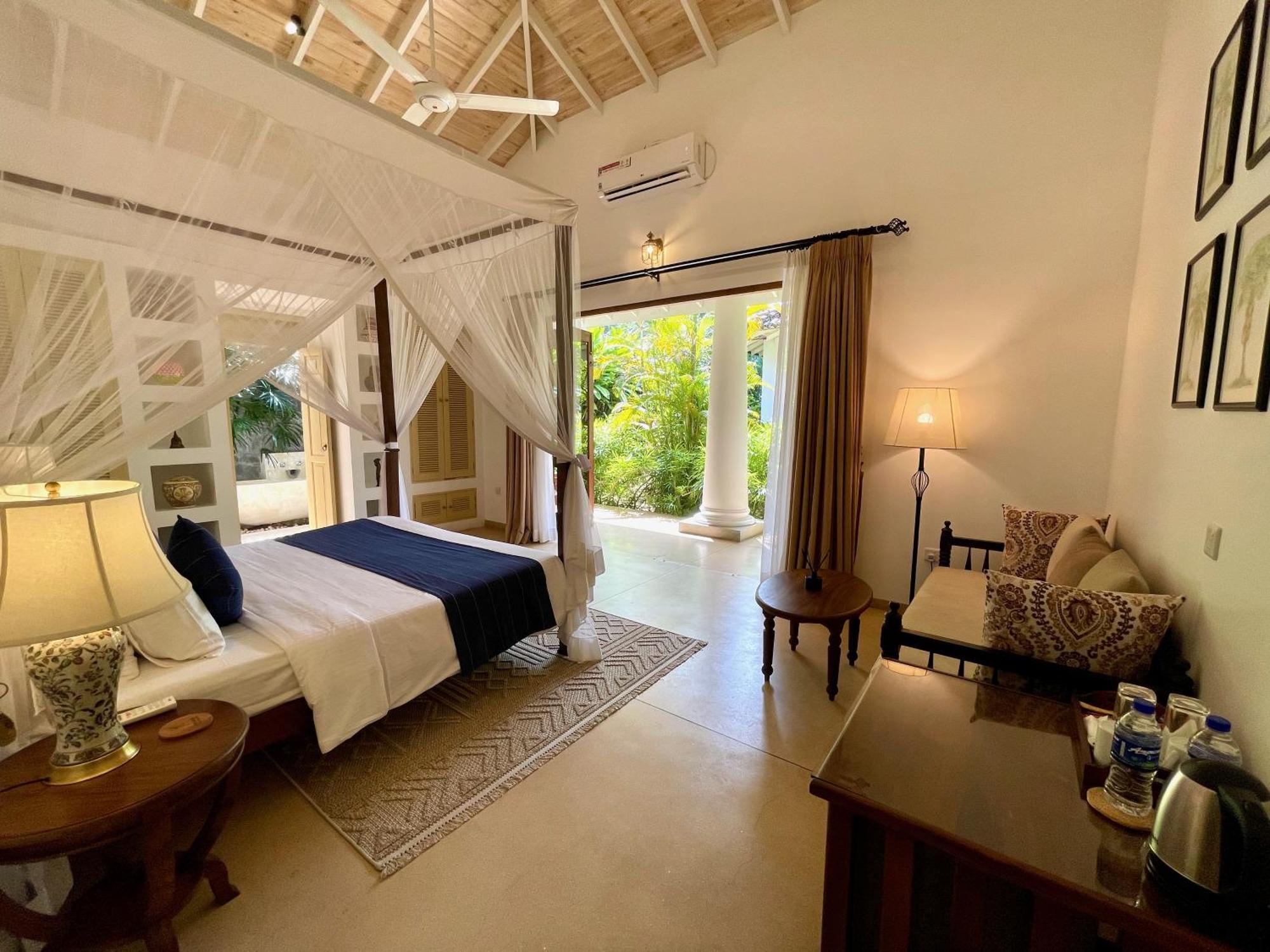 Claire Villa By Younger Villas & Resorts Ahangama Eksteriør bilde